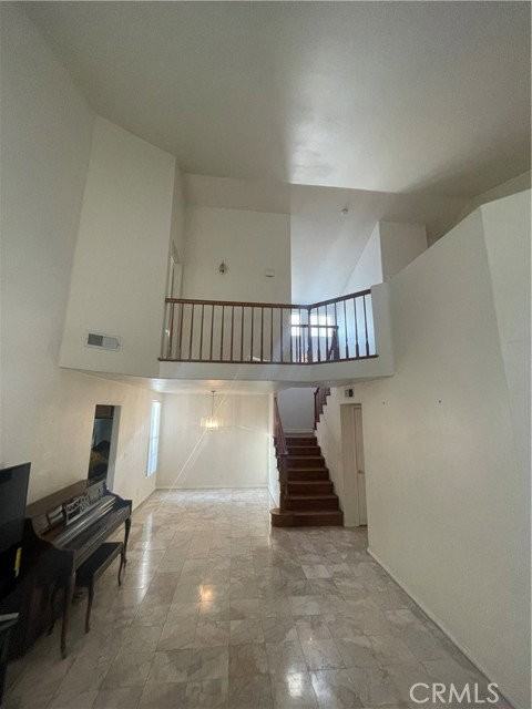 7547 Bellingham Ave - Photo 3 of 7