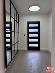 15122 Morrison St - Photo 5 of 7