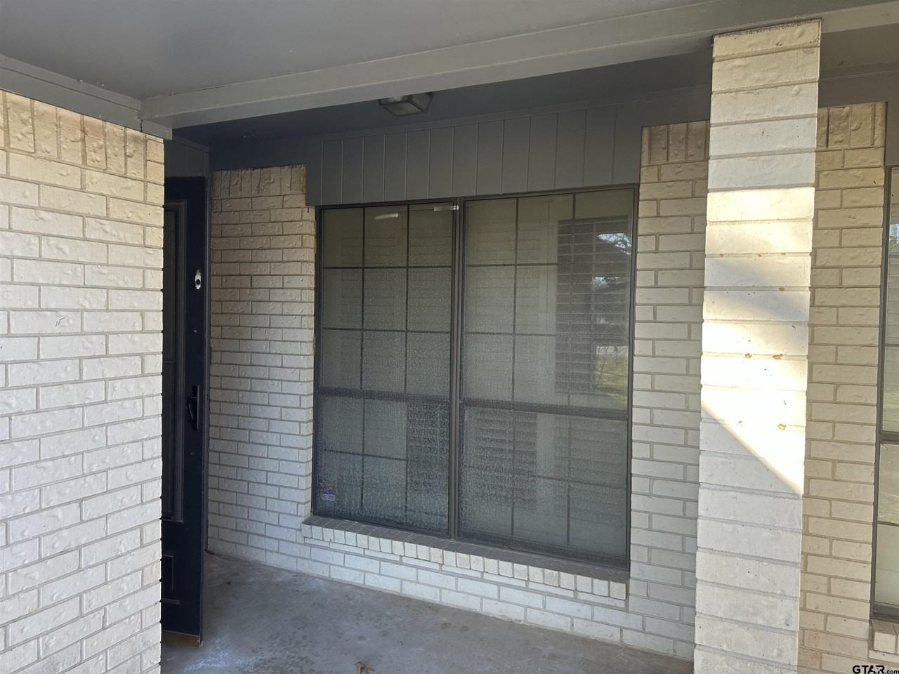1600 Timber Creek Dr - Photo 3 of 33