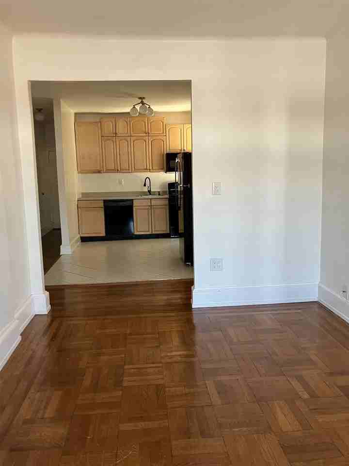 6209 Kennedy Blvd E #3AN - Photo 4 of 12