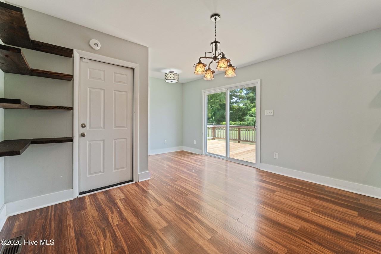108 Quail Hollow Dr - Photo 5 of 20