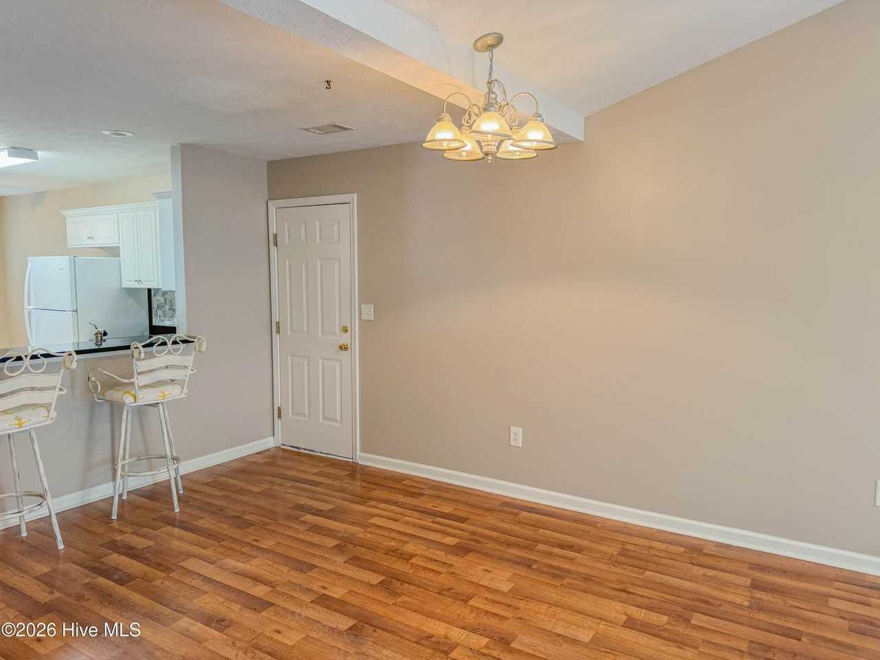 1191 Bison Way - Photo 4 of 15