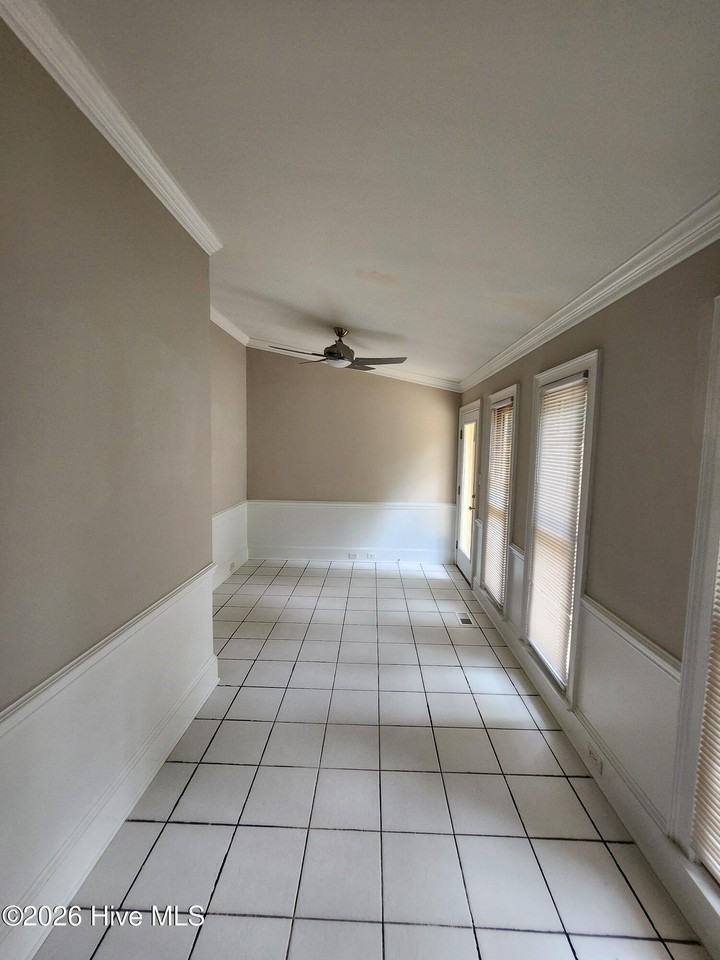 624 Crown Point Dr - Photo 5 of 22