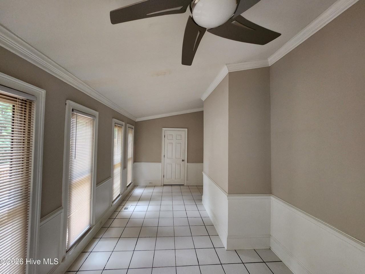 624 Crown Point Dr - Photo 6 of 22