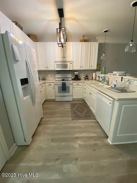 240 Woodlands Way #17 - Photo 4 of 46