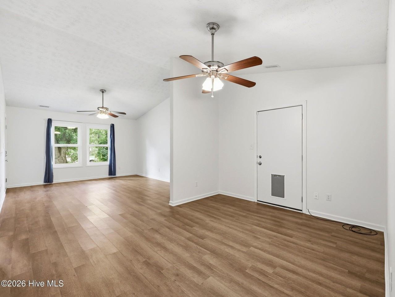 3021 Steeple Chase Ct - Photo 4 of 25
