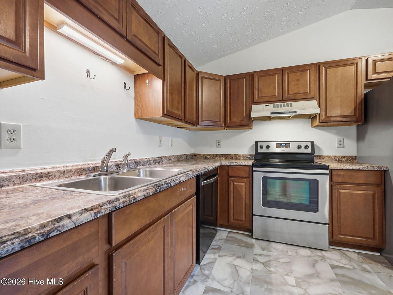 3021 Steeple Chase Ct - Photo 5 of 25