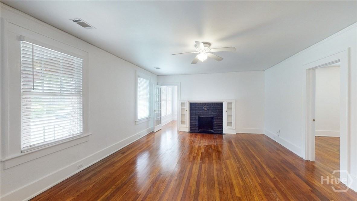 701 Maupas Ave - Photo 4 of 25