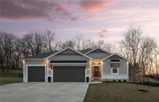 517 Southshore Dr - Photo 1 of 1