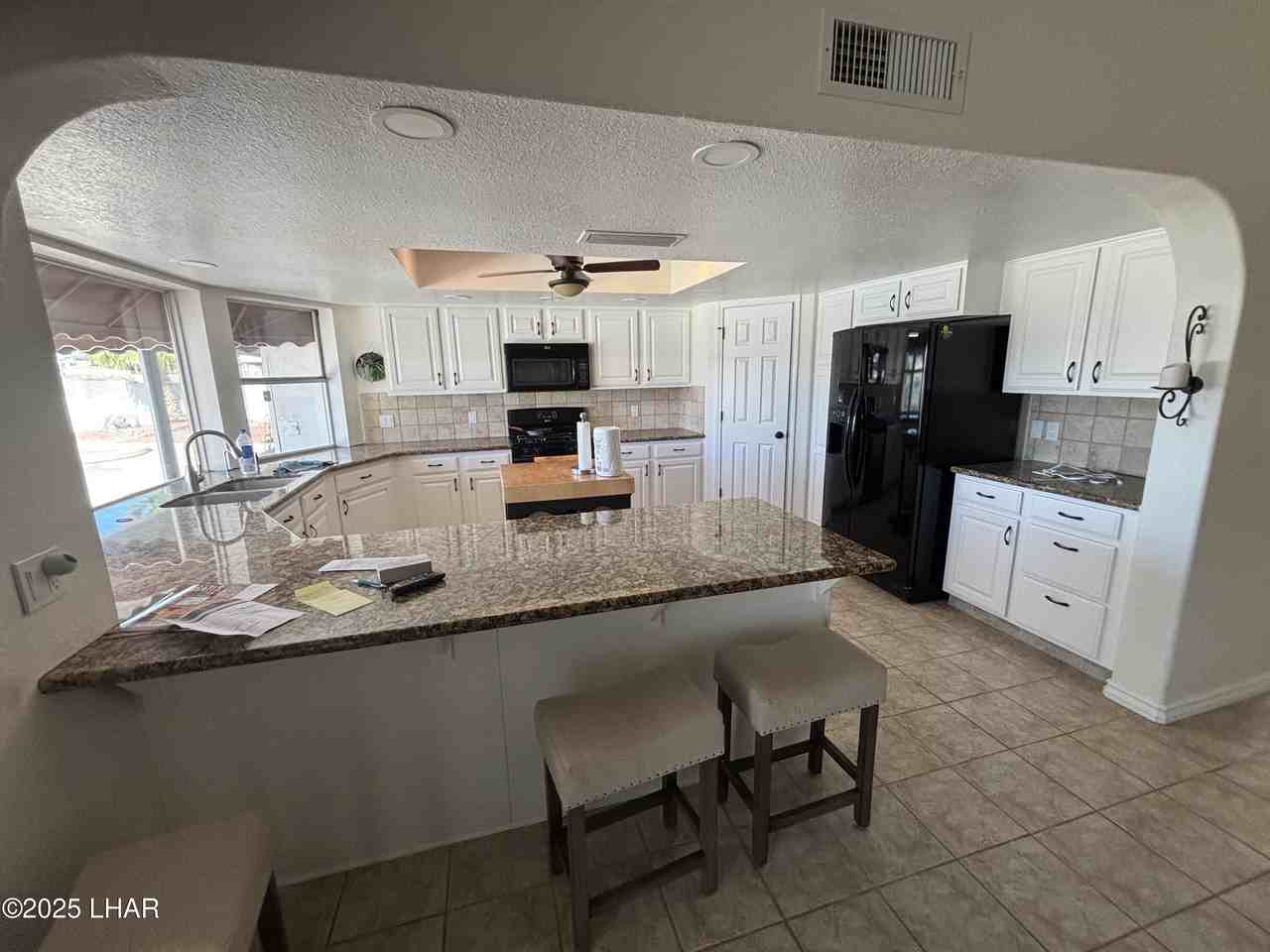 1916 Chip Dr - Photo 6 of 28