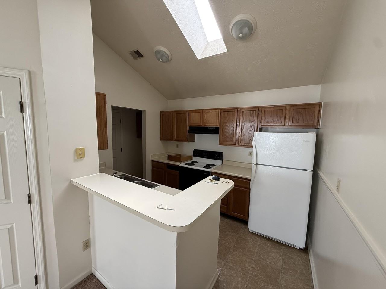 2716 Chelsea Woods Ct - Photo 2 of 7