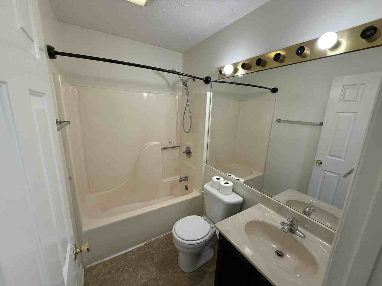 2716 Chelsea Woods Ct - Photo 7 of 7