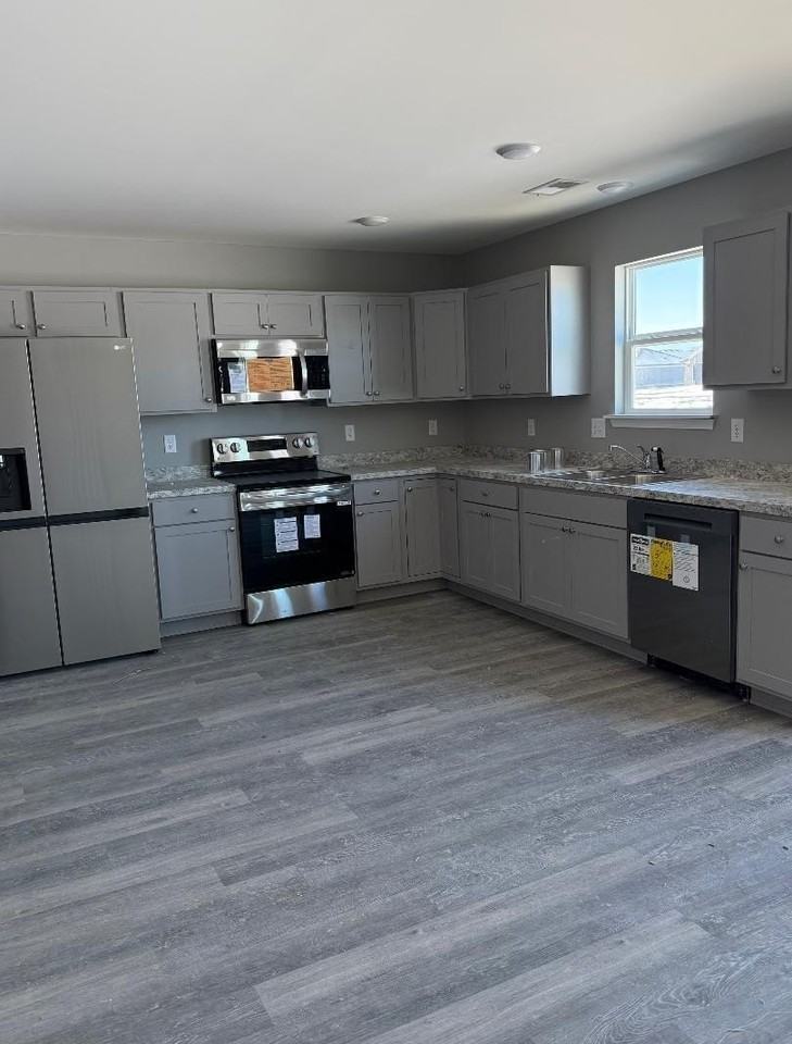 237 Candy Apple Ln - Photo 5 of 17