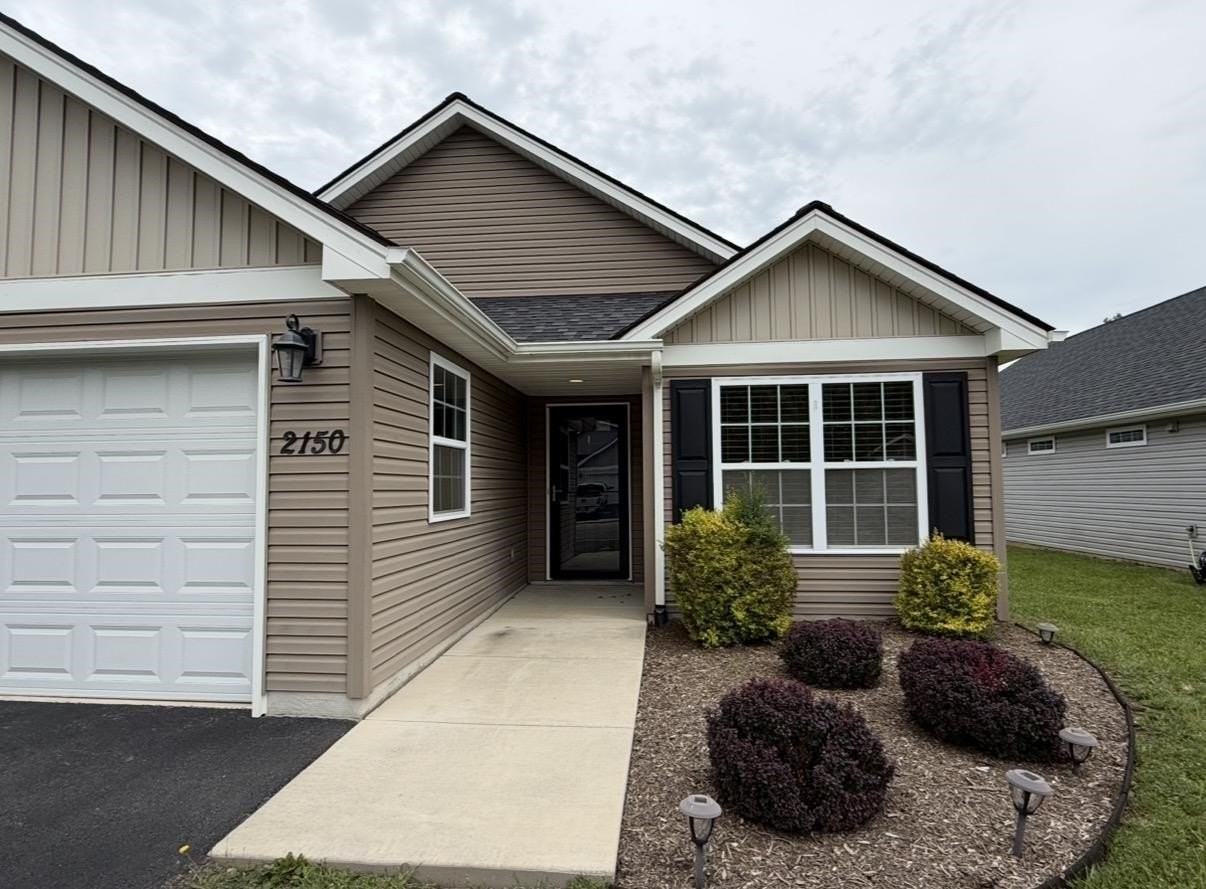 2150 Giles Dr Se - Photo 2 of 32