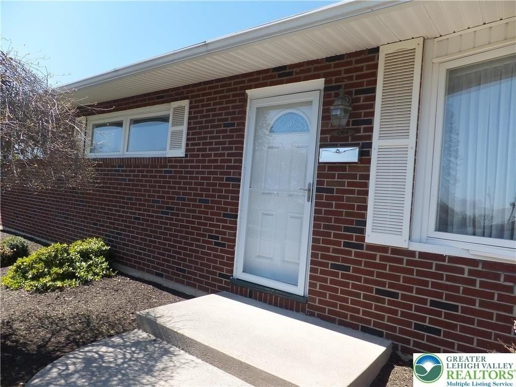1264 California Ave - Photo 3 of 37