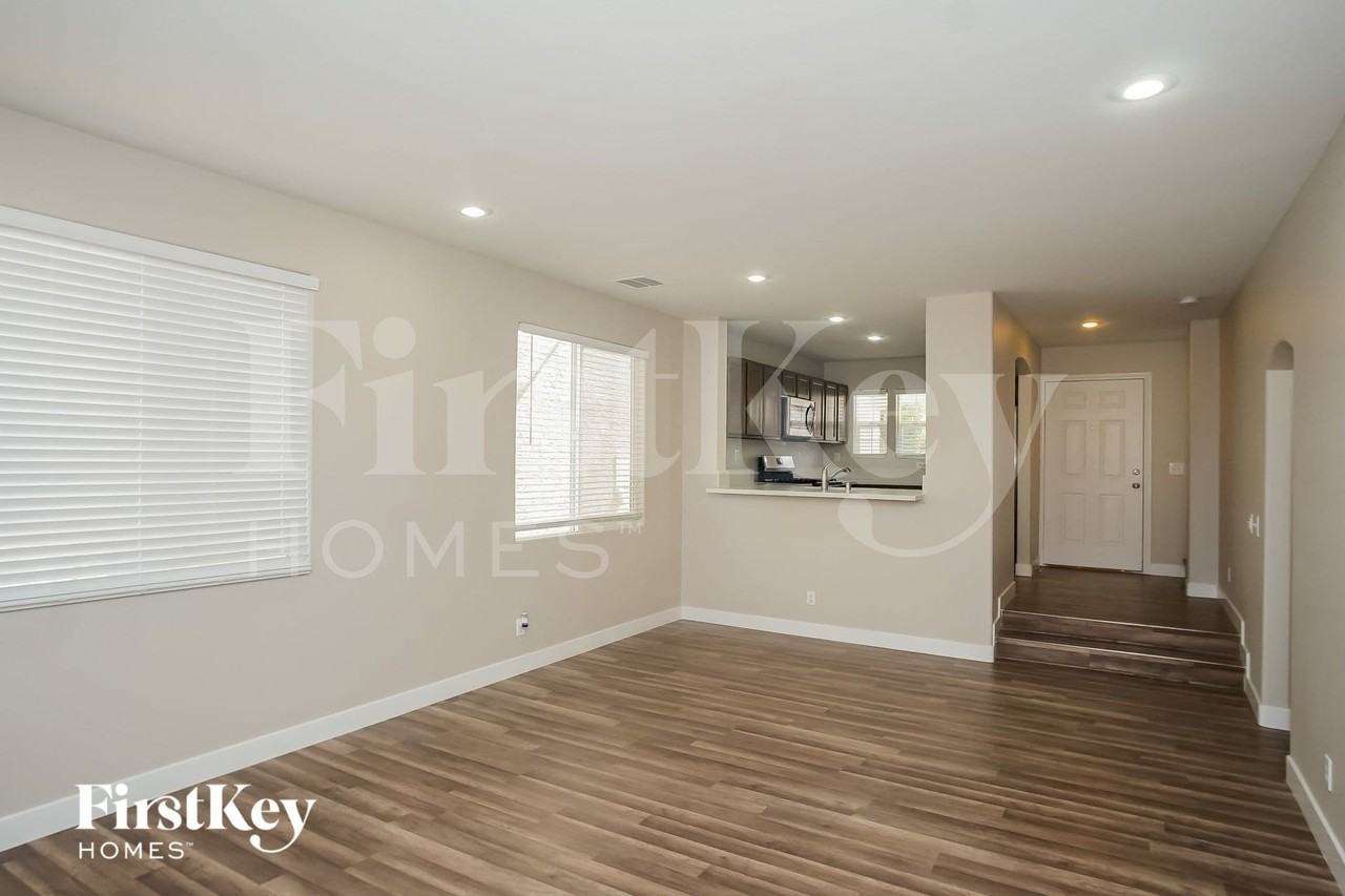 7475 Ademar St - Photo 3 of 15