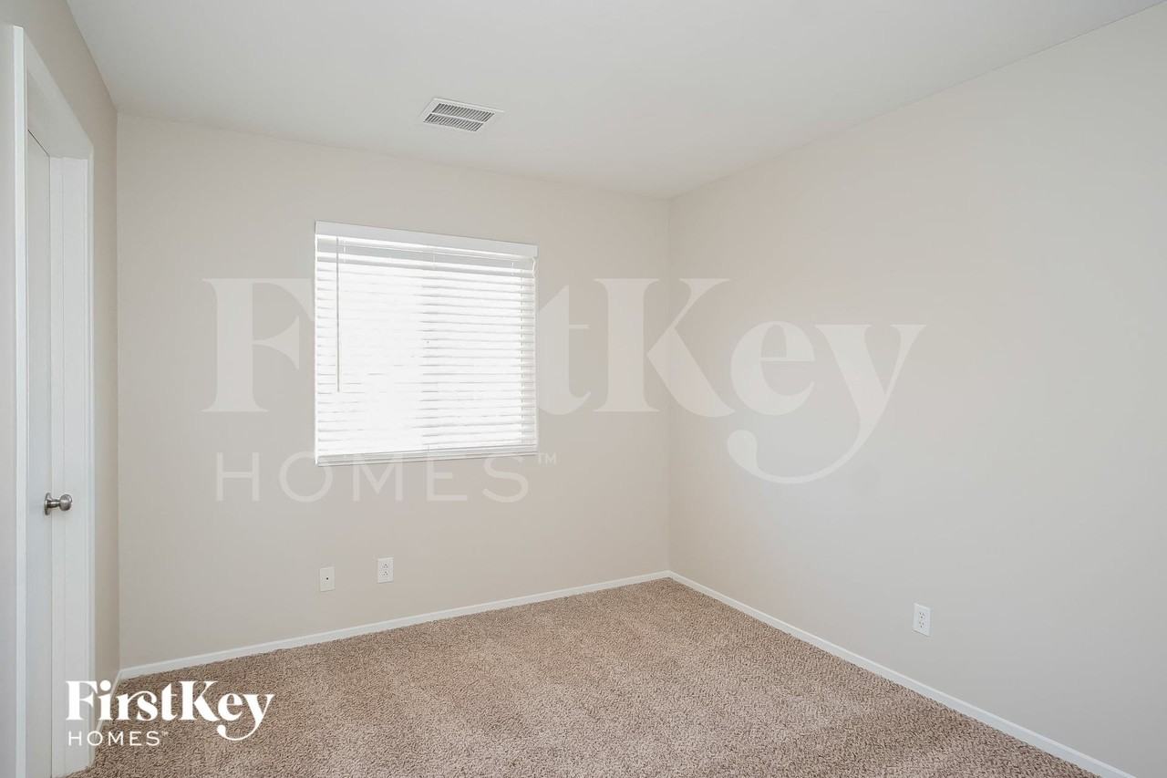 7475 Ademar St - Photo 4 of 15
