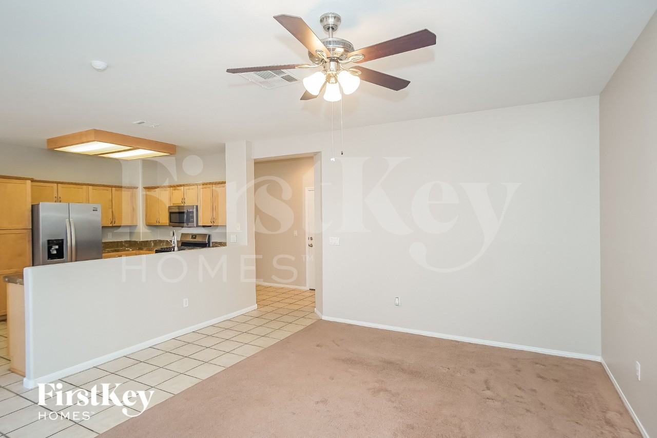 8136 Kokoma Dr - Photo 5 of 16