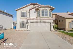 featured image of 848 E Morelos St