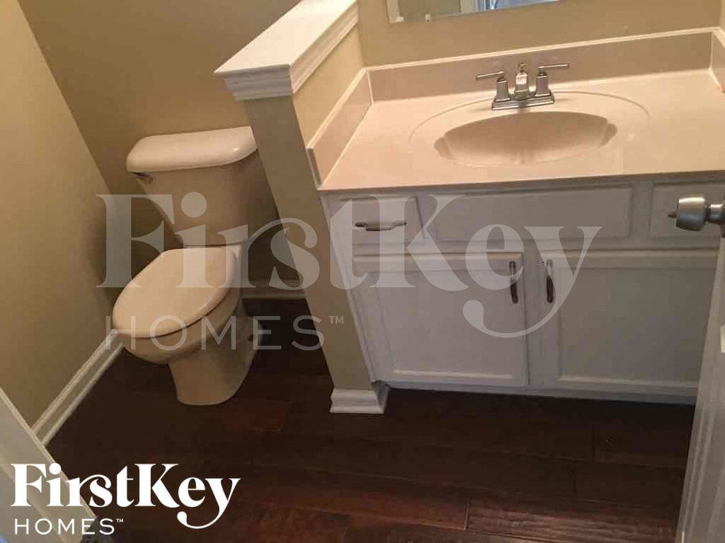 7372 Hunters Forest Dr - Photo 6 of 11