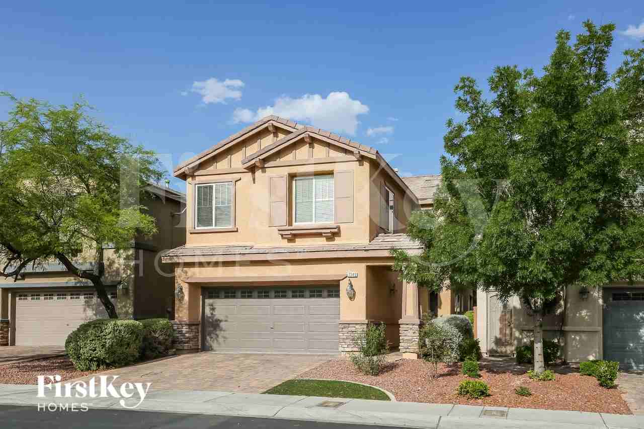 7340 Chesapeake Cove St - Photo 2 of 16