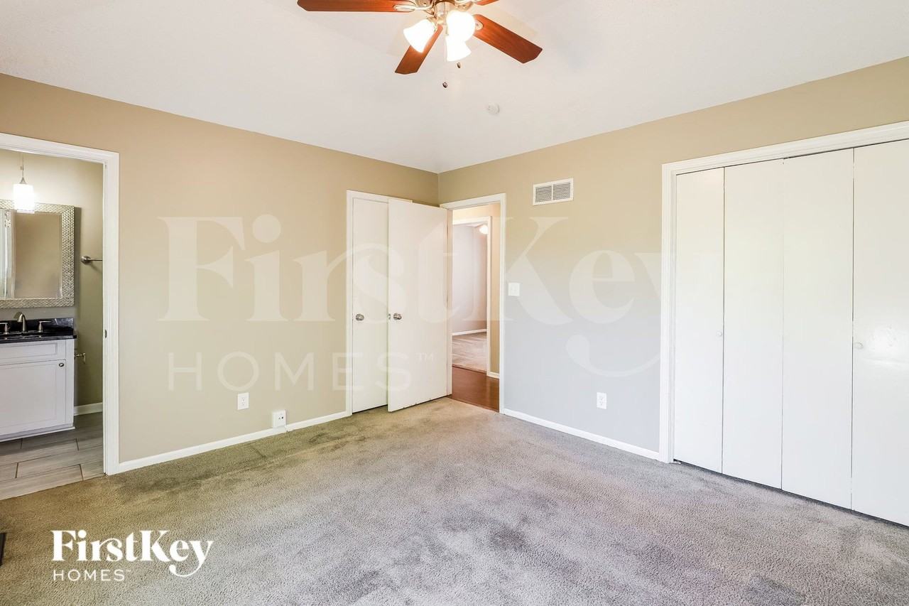 5906 Nw Harris Dr - Photo 7 of 16