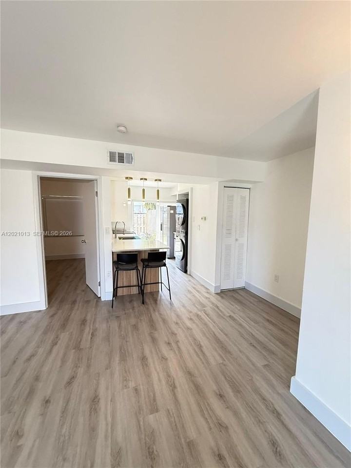 15250 Sw 80th St #9 - Photo 4 of 14