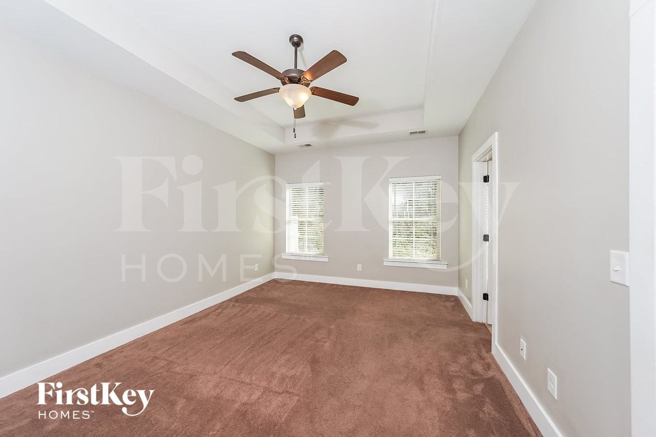 5492 Park Side Rd - Photo 5 of 14