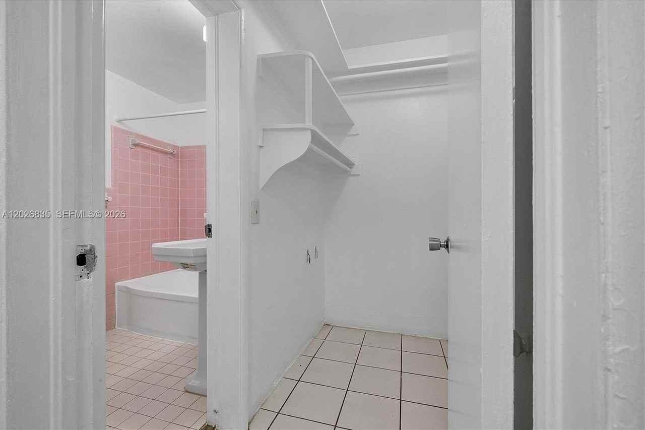 1850 Meridian Ave #9 - Photo 5 of 18