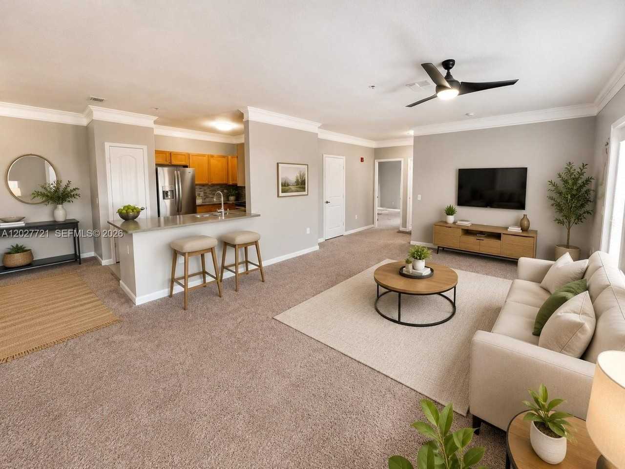 8836 Villa View Cir #306 - Photo 4 of 9
