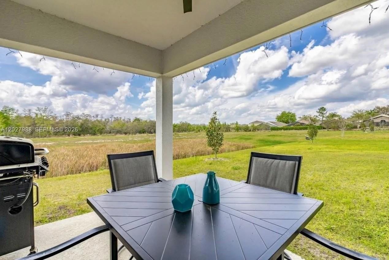 1136 Papaya Cir - Photo 6 of 36