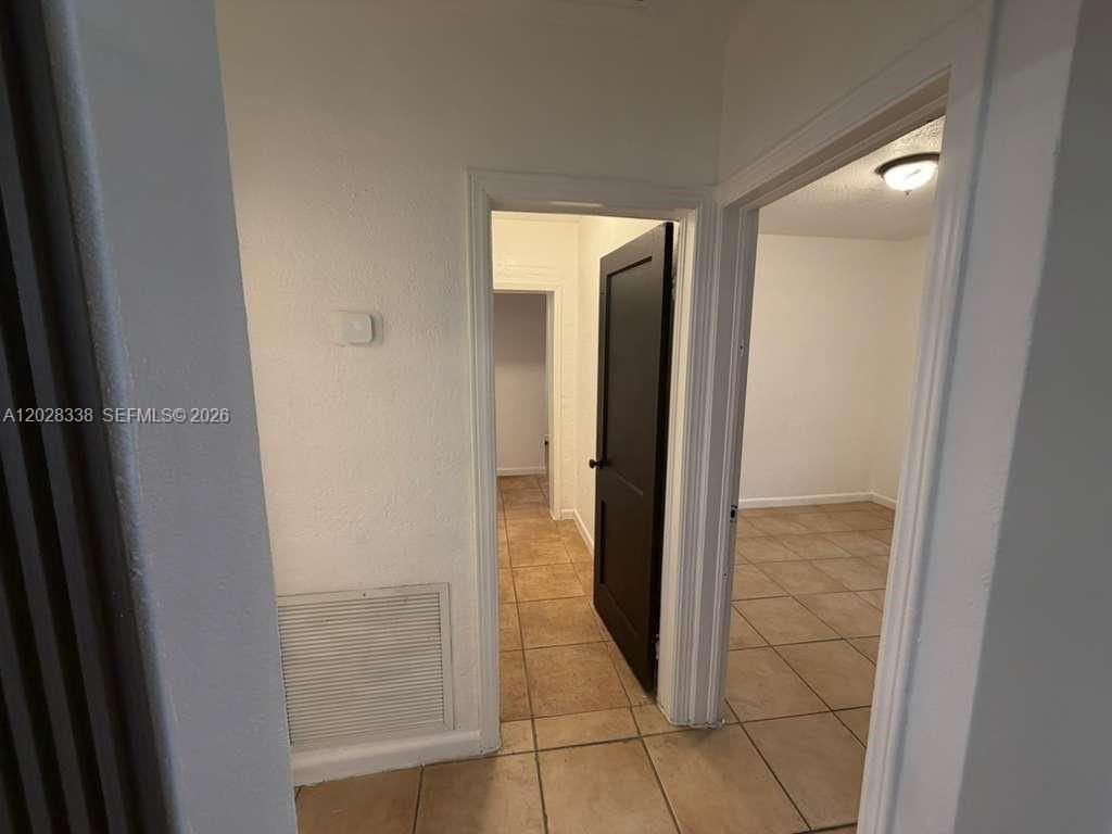 165 Lawn Way - Photo 5 of 28