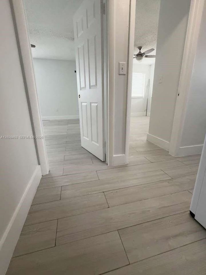 10034 Sw 221st St - Photo 6 of 31