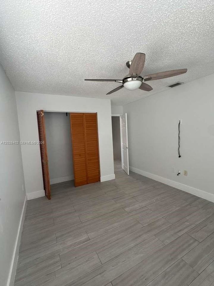 10034 Sw 221st St - Photo 7 of 31