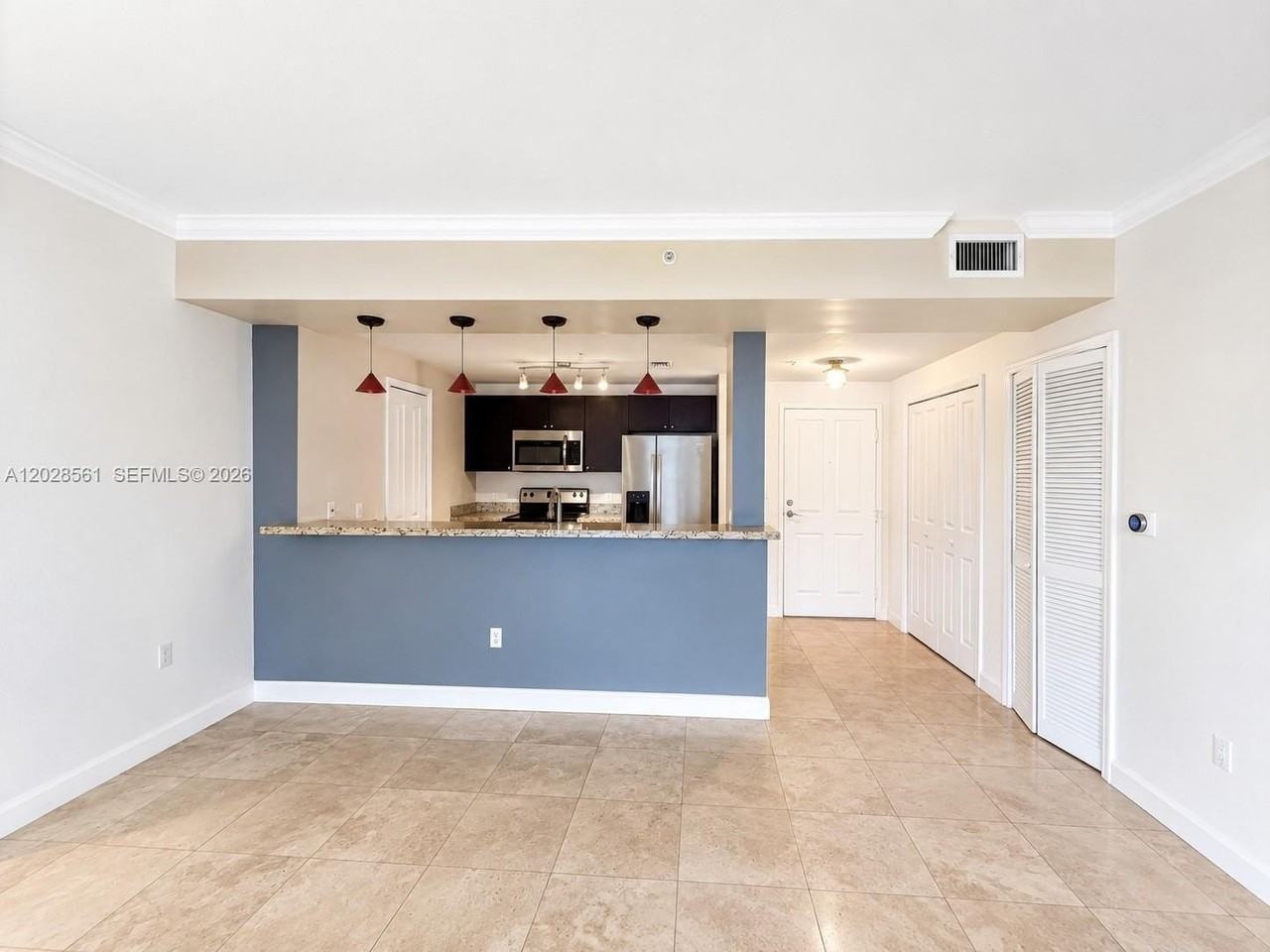 2650 Sw 37th Ave #506 - Photo 4 of 13