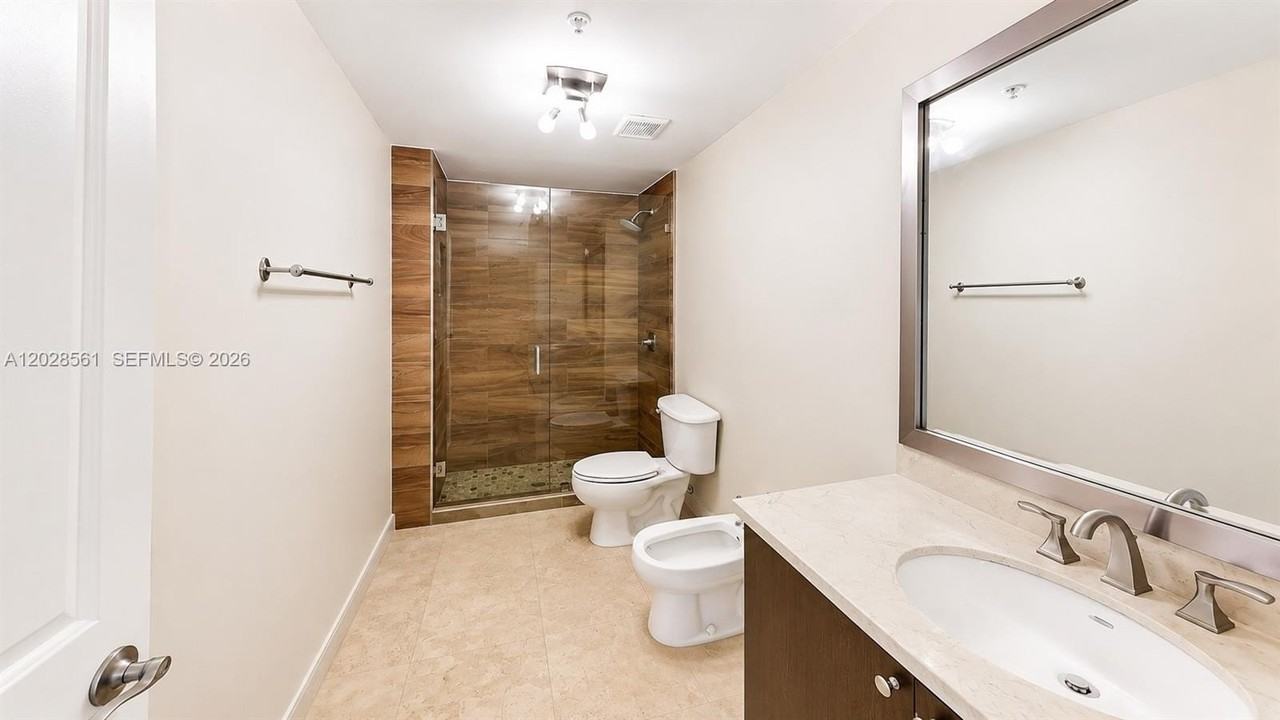 2650 Sw 37th Ave #506 - Photo 7 of 13
