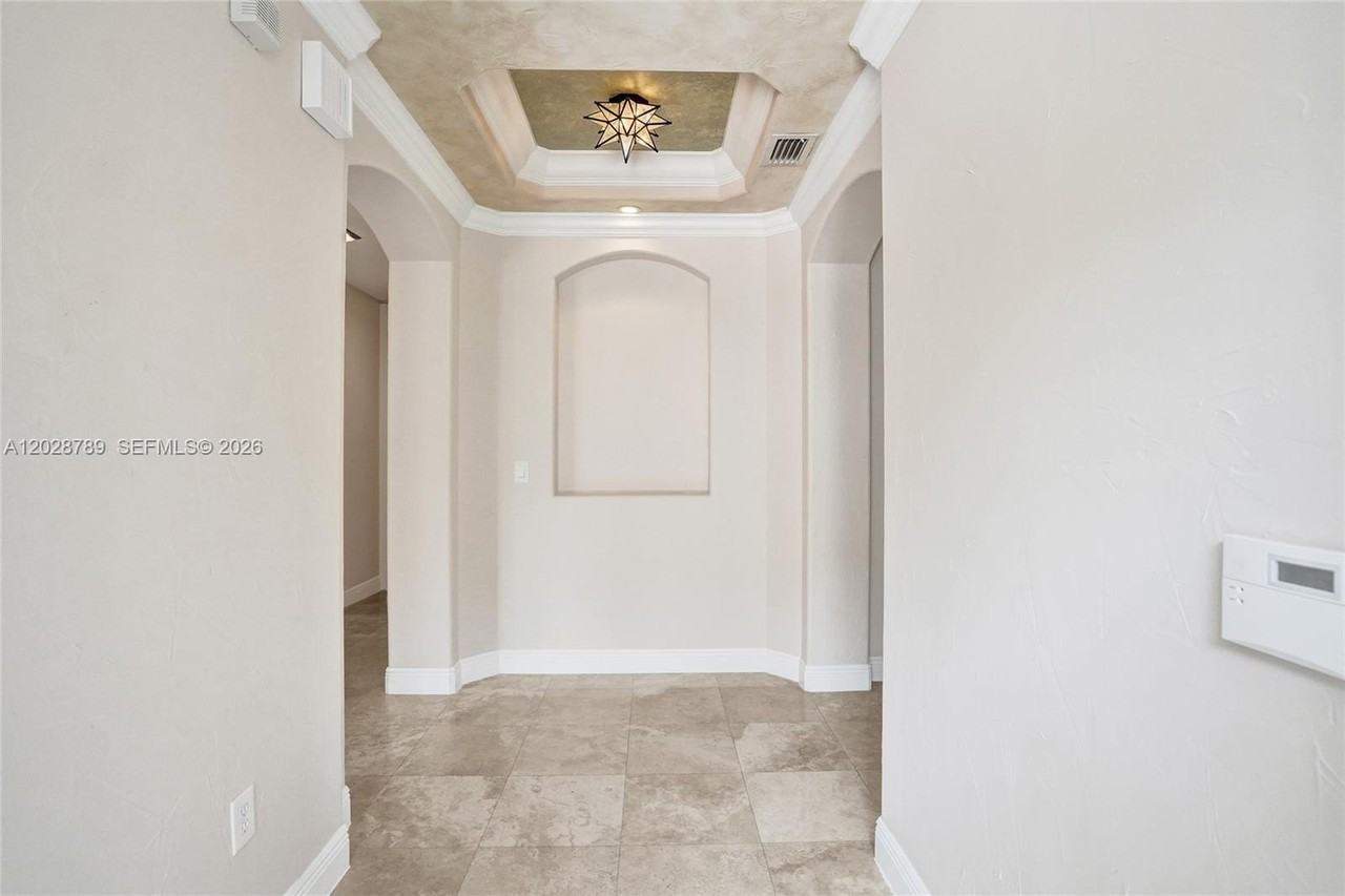 7663 Old Thyme Ct #7C - Photo 5 of 50