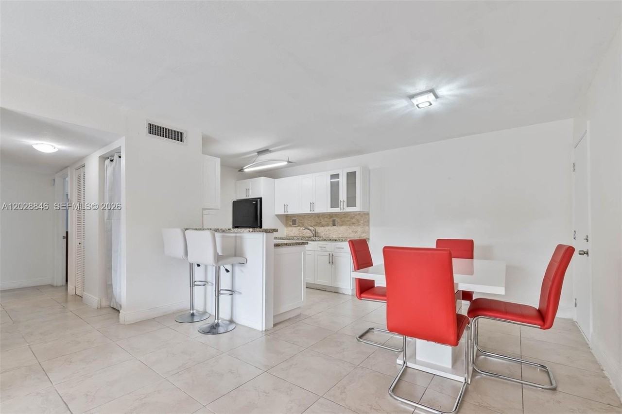 10748 N Kendall Dr #N22 - Photo 4 of 21