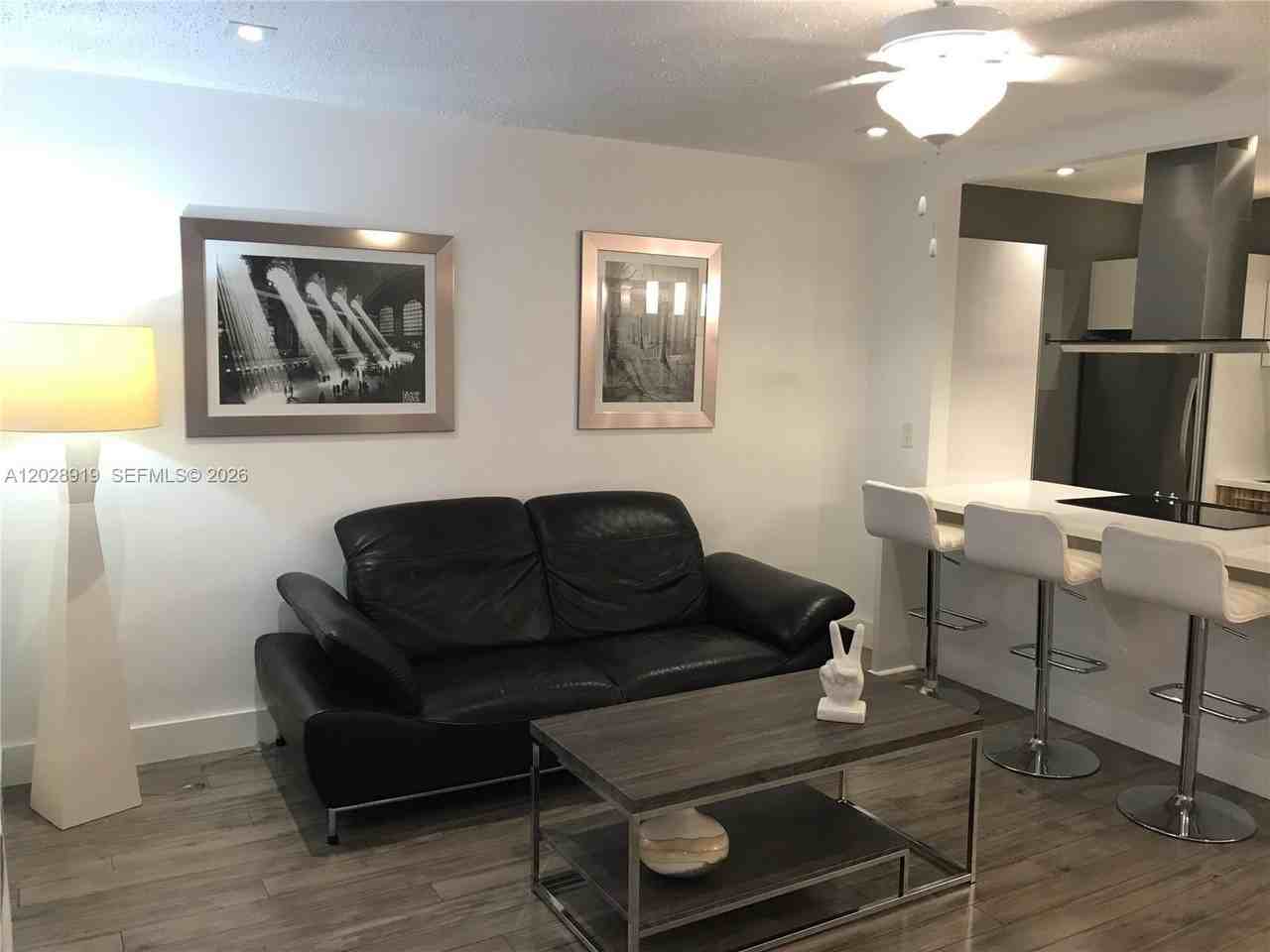2915 Plunkett St #10D - Photo 2 of 21