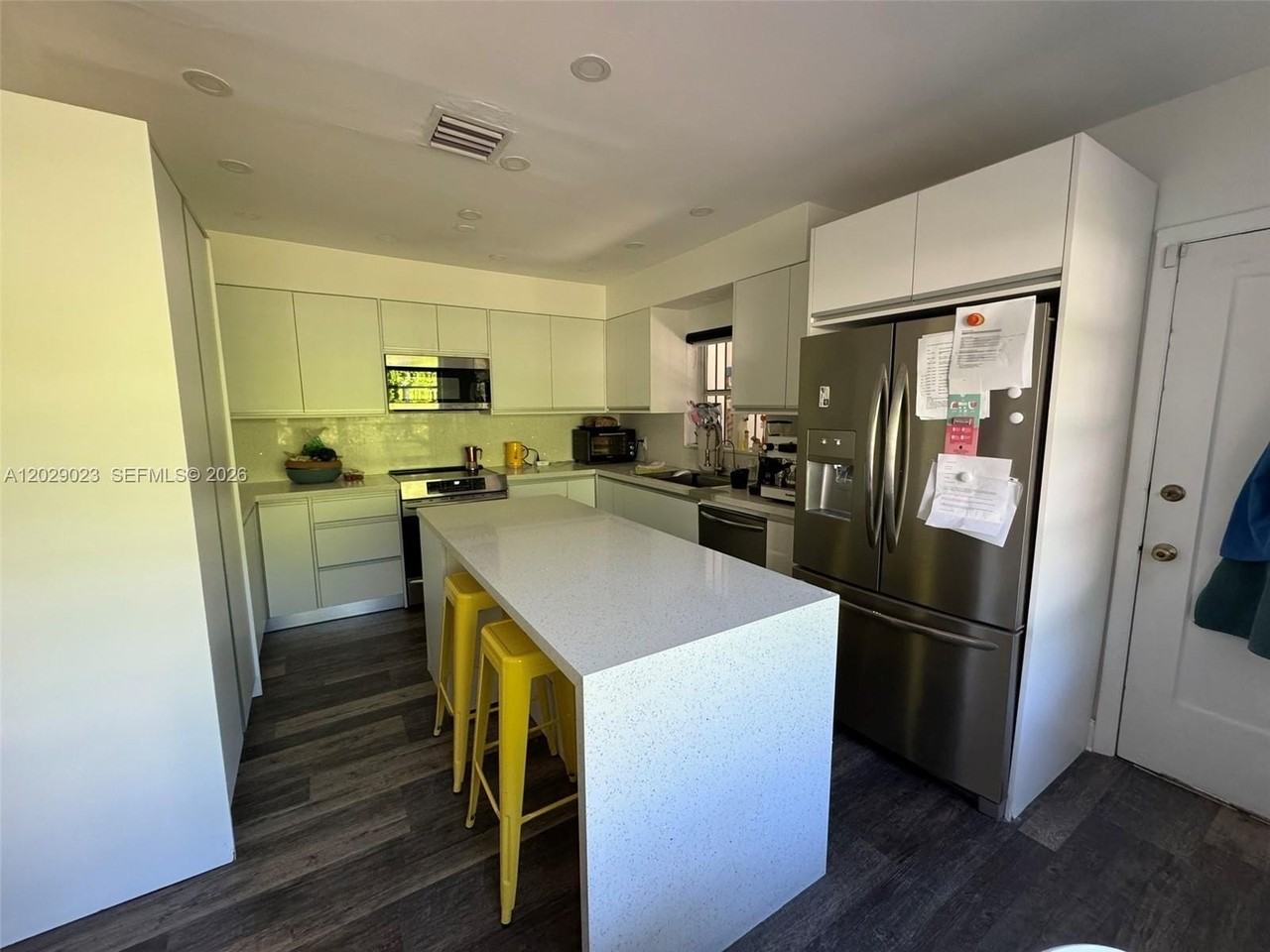 1645 Sw 40th Ave #0 - Photo 2 of 20