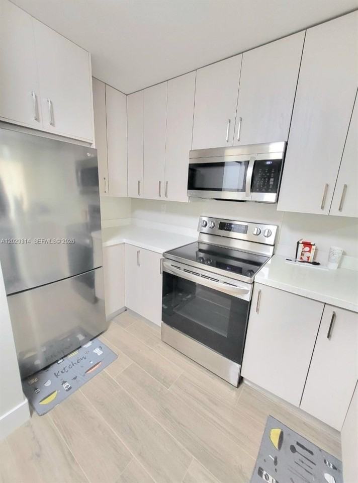 15495 Miami Lakeway N #105-4 - Photo 3 of 23