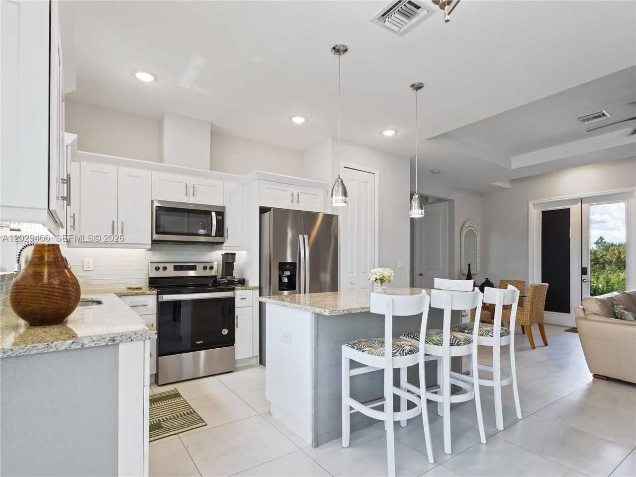 490 37th Ave Nw - Photo 5 of 13