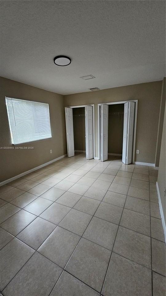 785 Sw 6th Pl #1 - Photo 5 of 15
