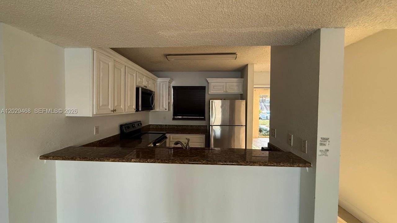 1600 Windorah Way #C - Photo 4 of 20