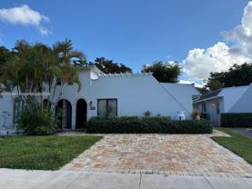 824 Sw 12th Pl #0 - Photo 1 of 1