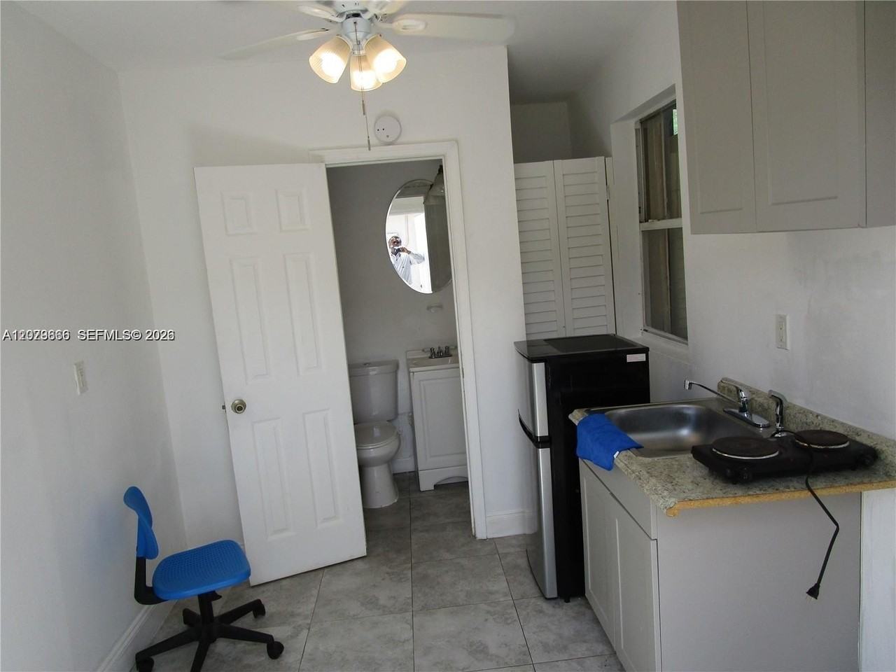 115 Ne 192nd St #1 - Photo 5 of 6