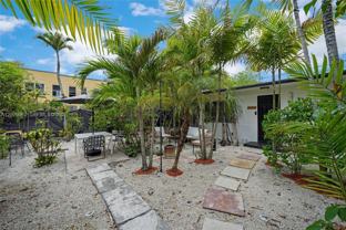 725 Middle St #2 - Photo 1 of 1