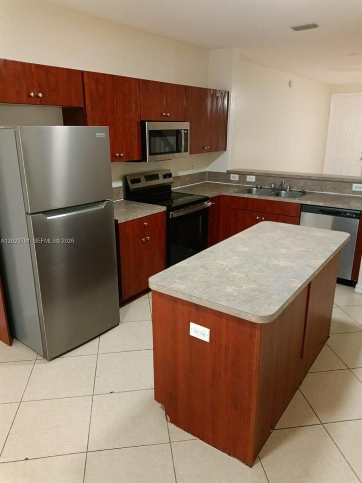 1936 Alamanda Way #1 - Photo 6 of 17