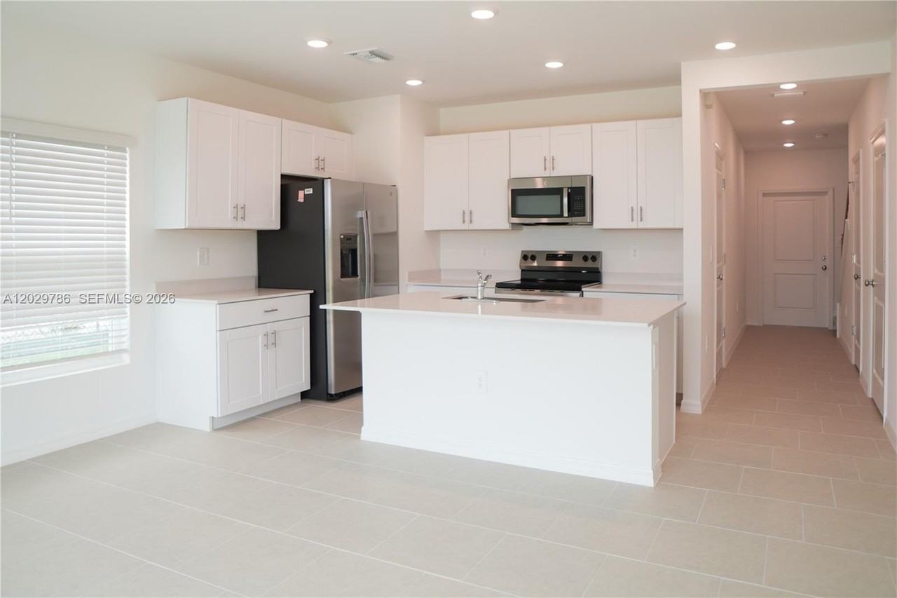 17499 Monte Isola Way #17499 - Photo 2 of 13