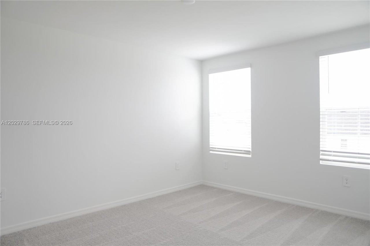 17499 Monte Isola Way #17499 - Photo 3 of 13